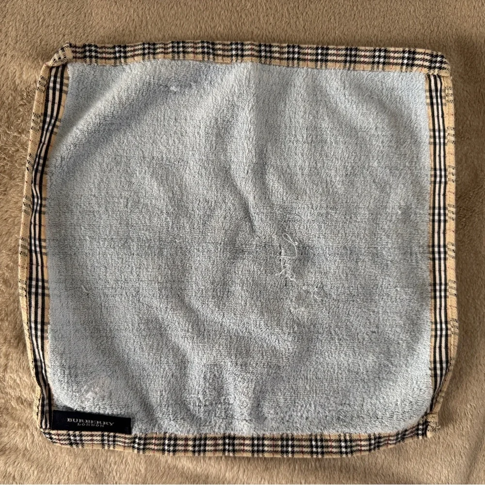 Burberry London Nova Check Trim Washcloth Towel